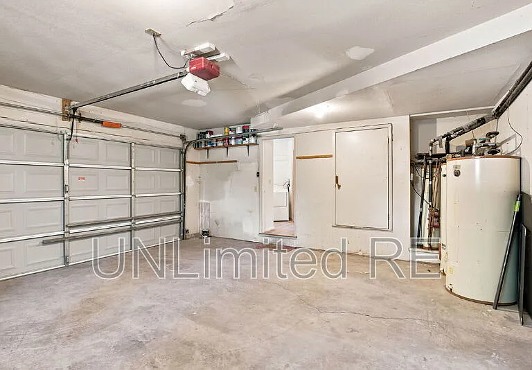 1410 N Inverrary Way — Photo 24