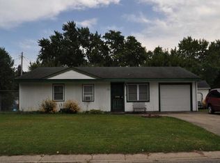 1706 Glenwood Dr, Danville, IL 61832
