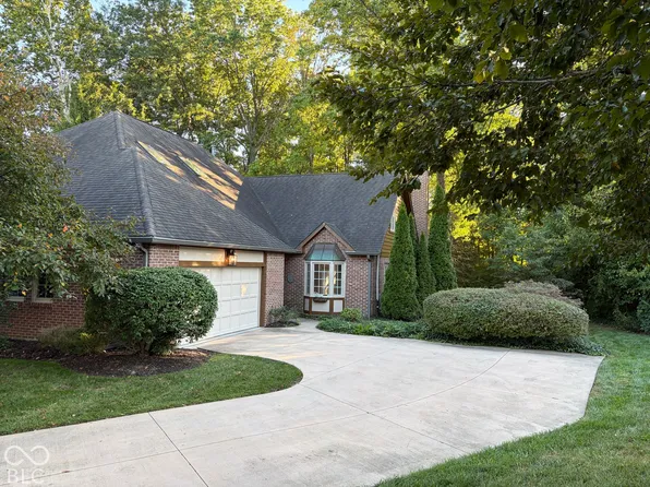 2065 Oldfields Circle South Dr, Indianapolis, IN 46228