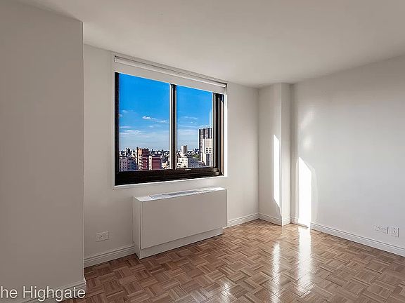 4th image of 182 E 95th St APT 27G