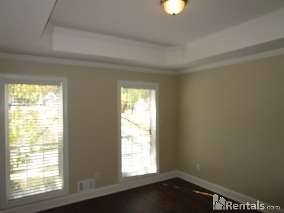 2nd image of 118 Grandiflora Dr