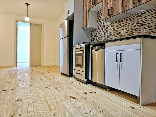 Rented by SCOUTBK.COM | media 13