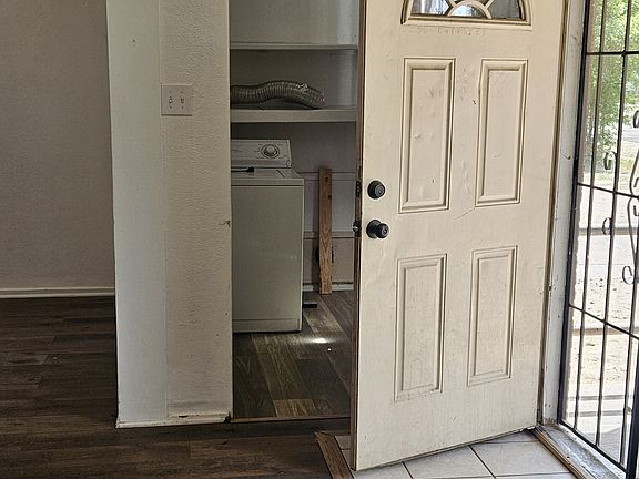 5th image of 1200 Carteret Ave APT 1