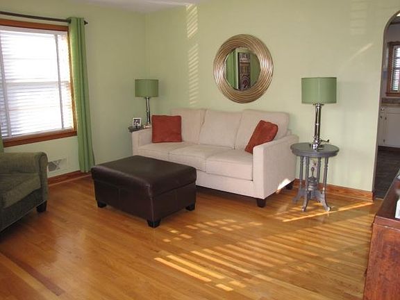4th image of 301 Lynn Haven Cir