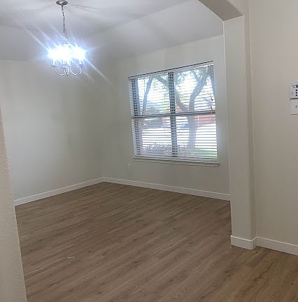 3rd image of 3705 Palm Dr