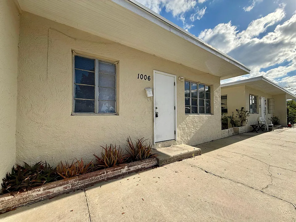 1006 2nd Ave N