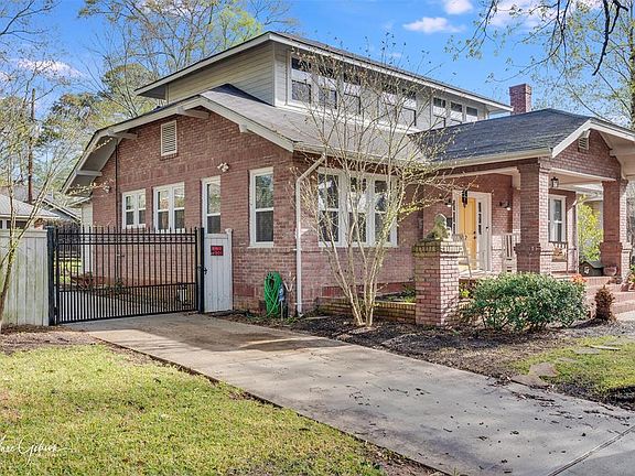3rd image of 1032 Blanchard Pl