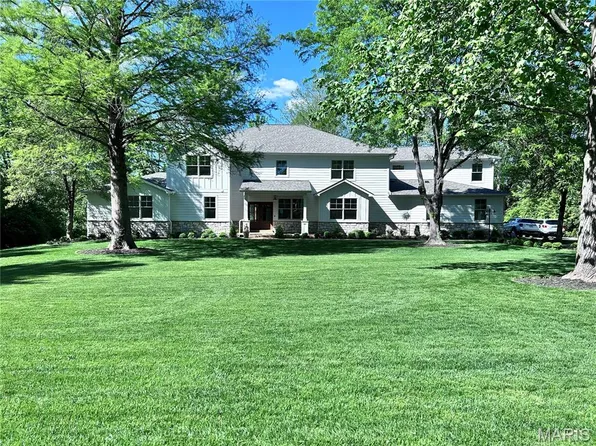 11001 Clayton Rd, Saint Louis, MO 63131