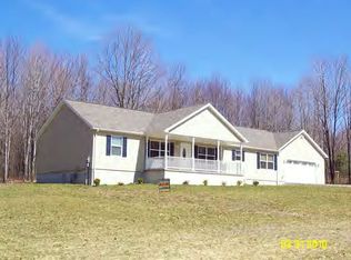 137 Shade Tree Ln, Franklin, PA 16323