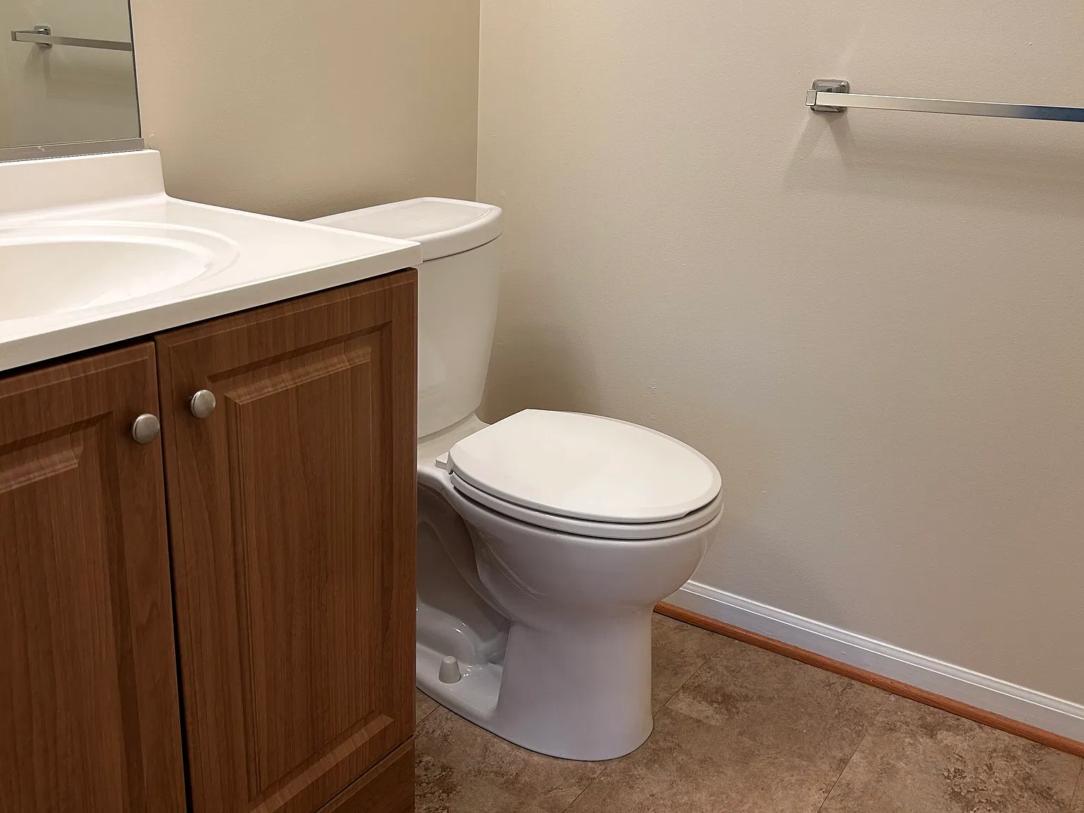 2 bed, 900 sqft, $1,800 — Photo 4