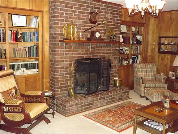 5th image of 4804 Hallbrook Dr