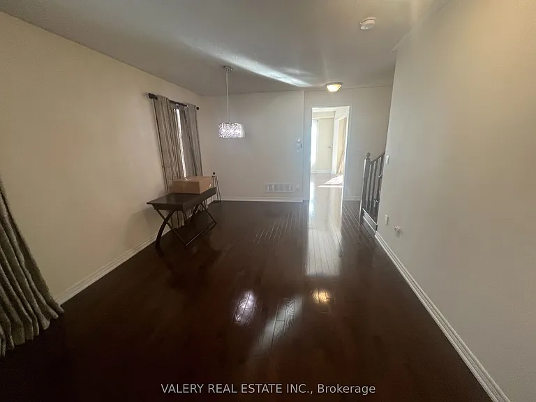 48 Bellcrest Rd #1 — Photo 19