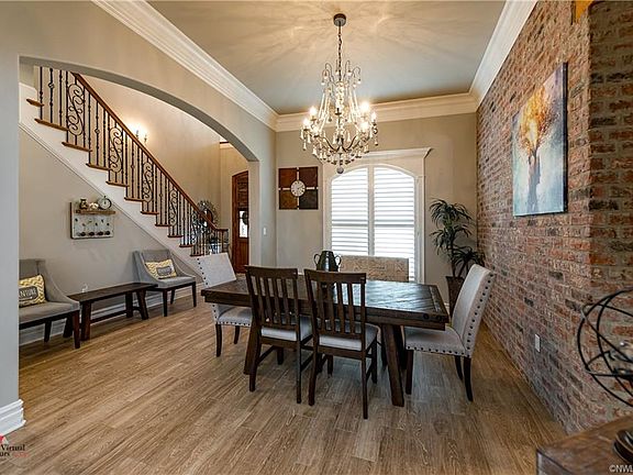 4th image of 443 Oakwood Trace Ct