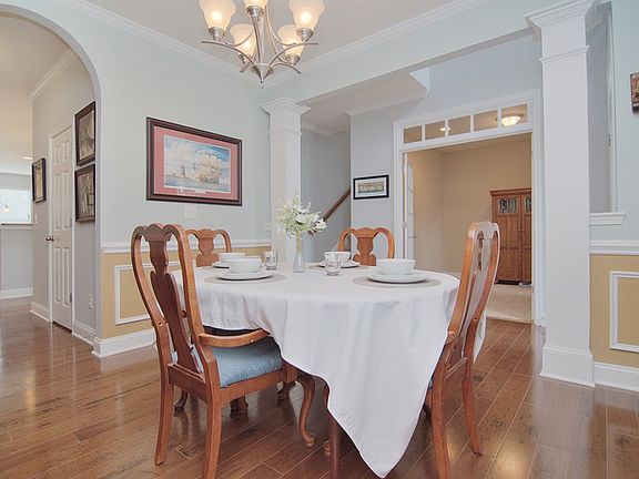 4th image of 7023 Garamond Wood Dr