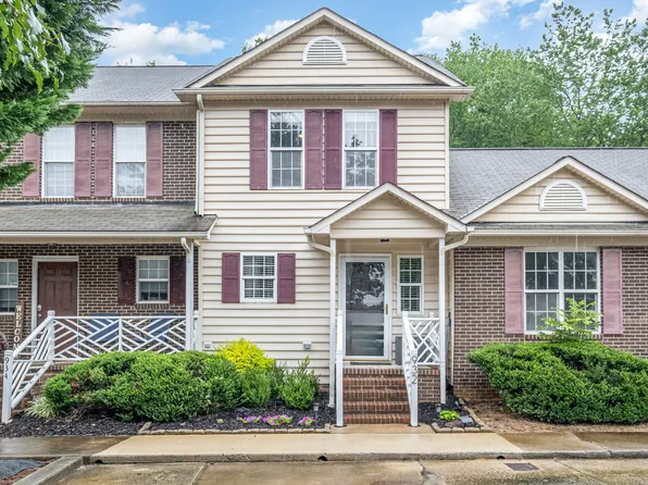 932 S 5th St, Mebane, NC 27302