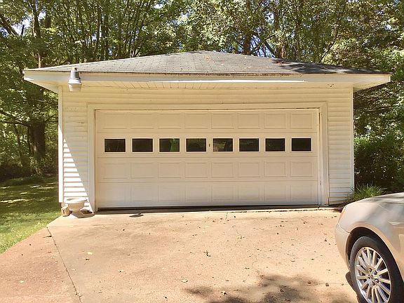 Garage covered in vinyl too