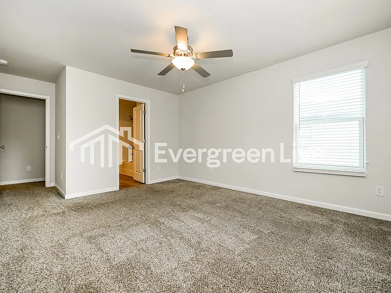 621 Stevens Pl — Photo 6