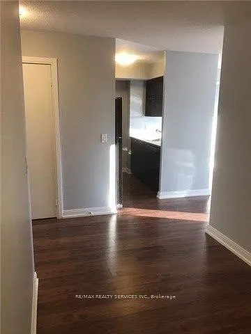 181 Village Green Sq #1717 — Photo 14