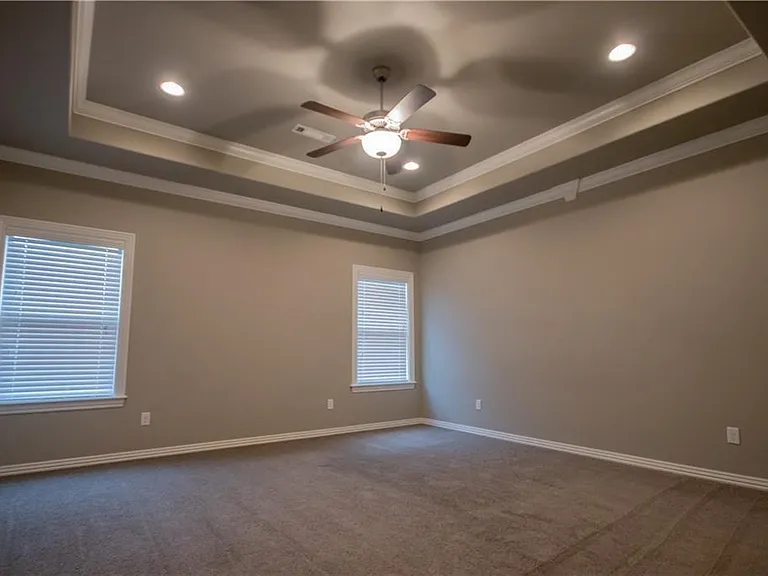 301 Cisterna Dr — Photo 8