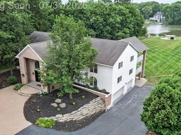 4132 Waterland Dr N, Metamora, MI 48455