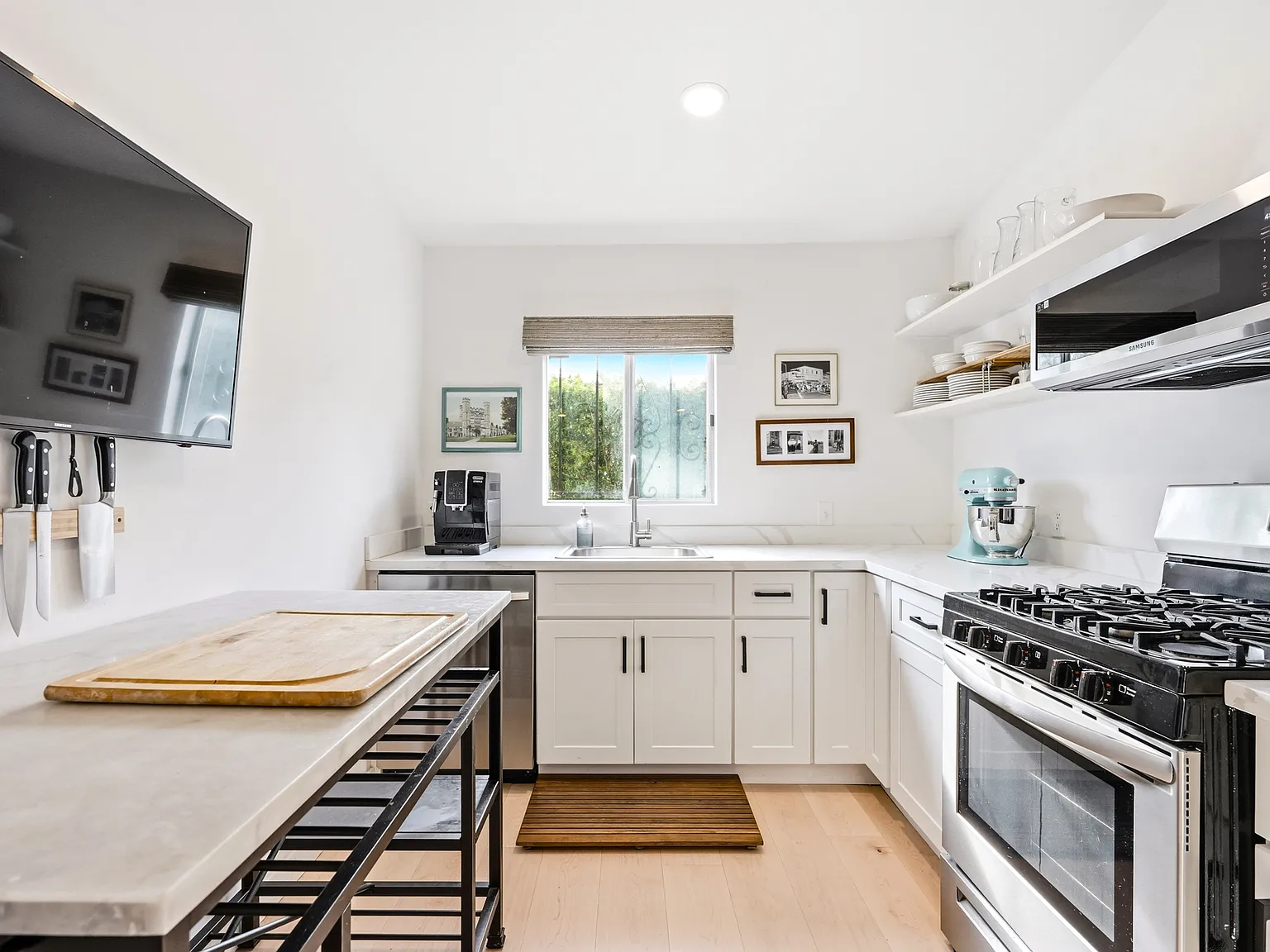 1 bed, 750 sqft, $3,095 — Photo 4