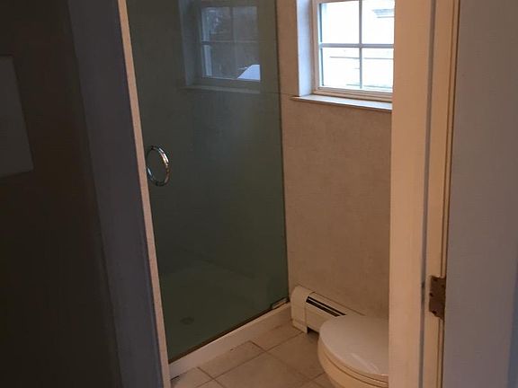 3rd image of 17 Santa Monica Ln