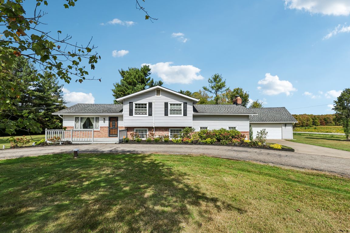 Crackel Rd-S0310-001.jpg