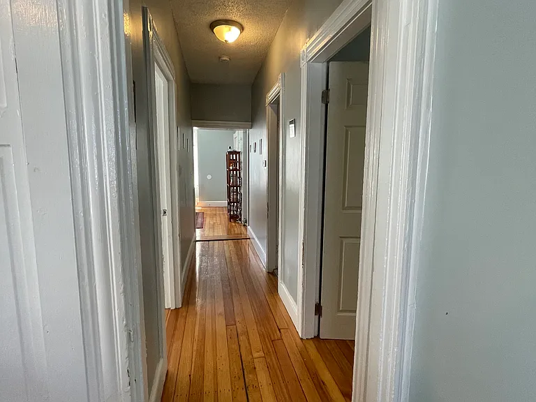 117 Hanover St #2 — Photo 9