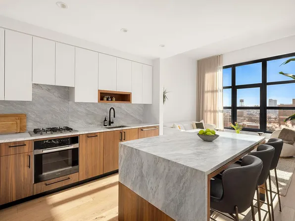 29 Huron St #10DE, Brooklyn, NY 11222