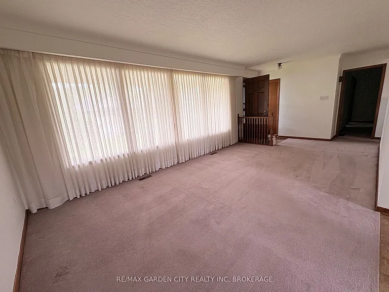 51 Bacon Ln — Photo 7