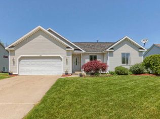 1567 Mulligan Dr SW, Wyoming, MI 49509