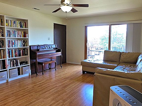 2nd image of 4176 Cove Ln #2B