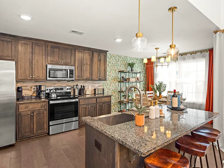 406 Bender Ct — Photo 4