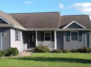 719 Mubarak St, Tomah, WI 54660