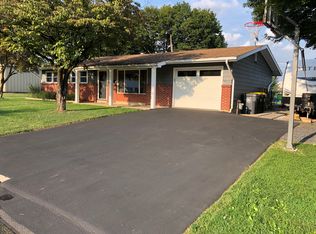 40 El Reno Ave, Nazareth, PA 18064