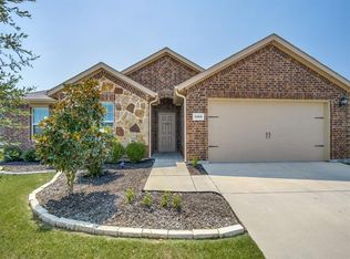 1323 N Houston St, Royse City, TX 75189