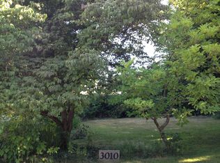 3010 NE 94th St, Seattle, WA 98115