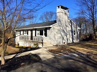 43 Lindys Dr, West Milford, NJ 07480