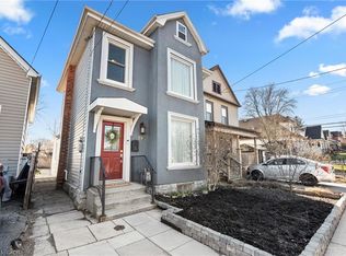 192 Wood St E, Hamilton, ON