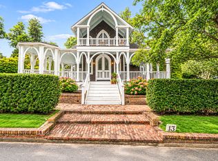 13 Spring Garden Ave, Shelter Island Heights, NY 11965