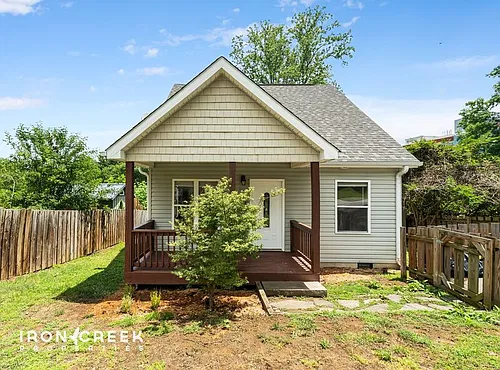 30 Olive St Photo 1