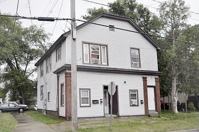 2nd image of 1338 Muskegon Ave NW