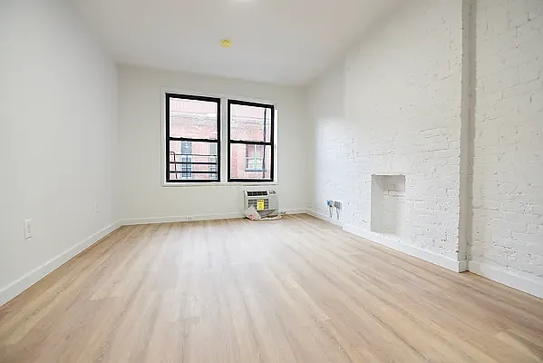 Rented by Oxford Property Group | media 1