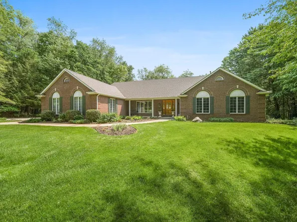 50760 Ravenna Ct, South Bend, IN 46628
