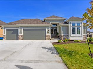 8315 NW 90th St, Kansas City, MO 64153