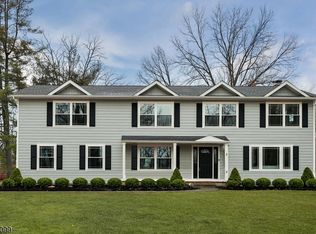3 Herbert Rd, Scotch Plains, NJ 07076