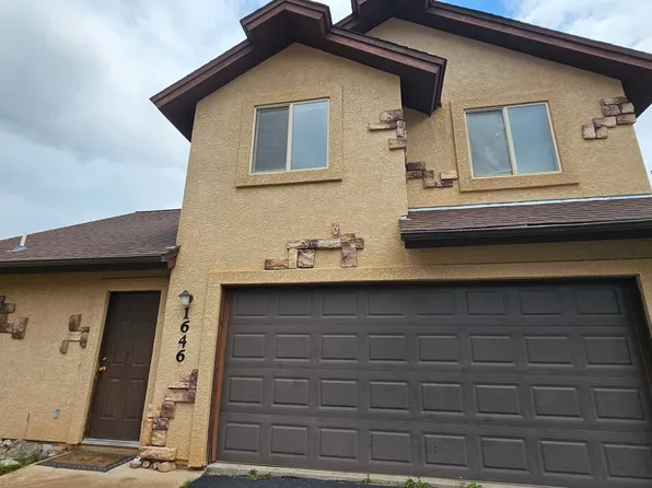 1646 Columbine Village Dr, Woodland Park, CO 80863