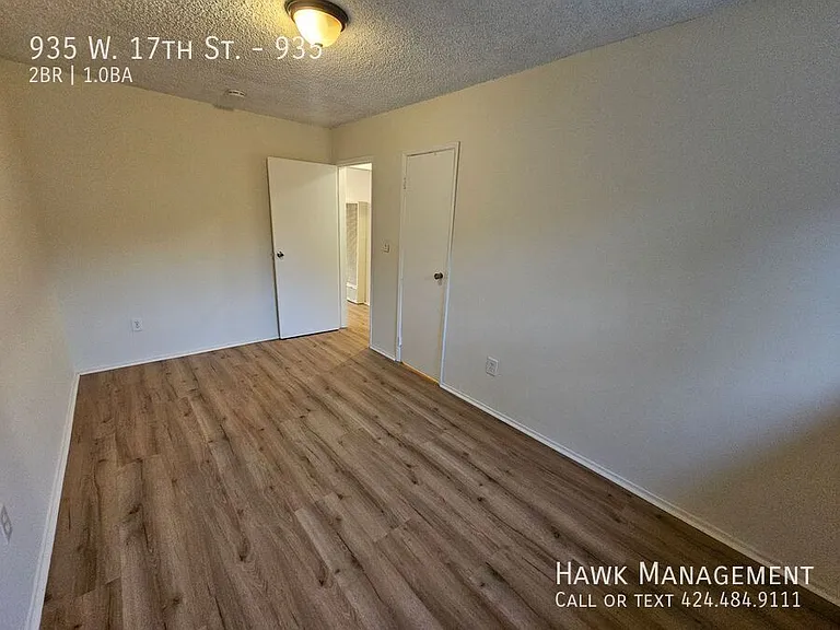 935 W 17th St #935 — Photo 7