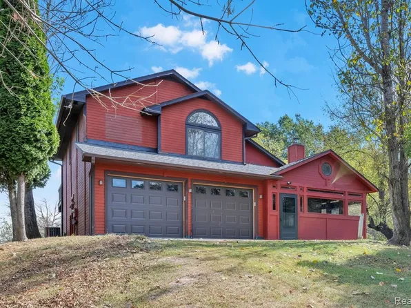 14269 Cole Rd, Linden, MI 48451