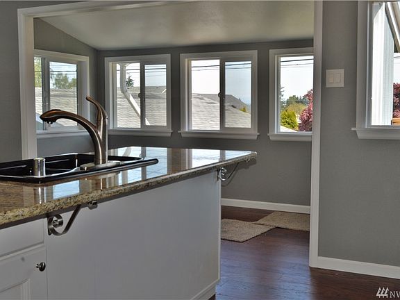 5th image of 4607 N Bristol St